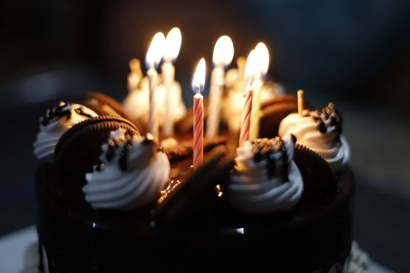 Psychology says people who never make a fuss about their own birthday aren't indifferent to being loved, they've often spent so long making others feel celebrated that asking for the same thing themselves started to feel like a foreign language