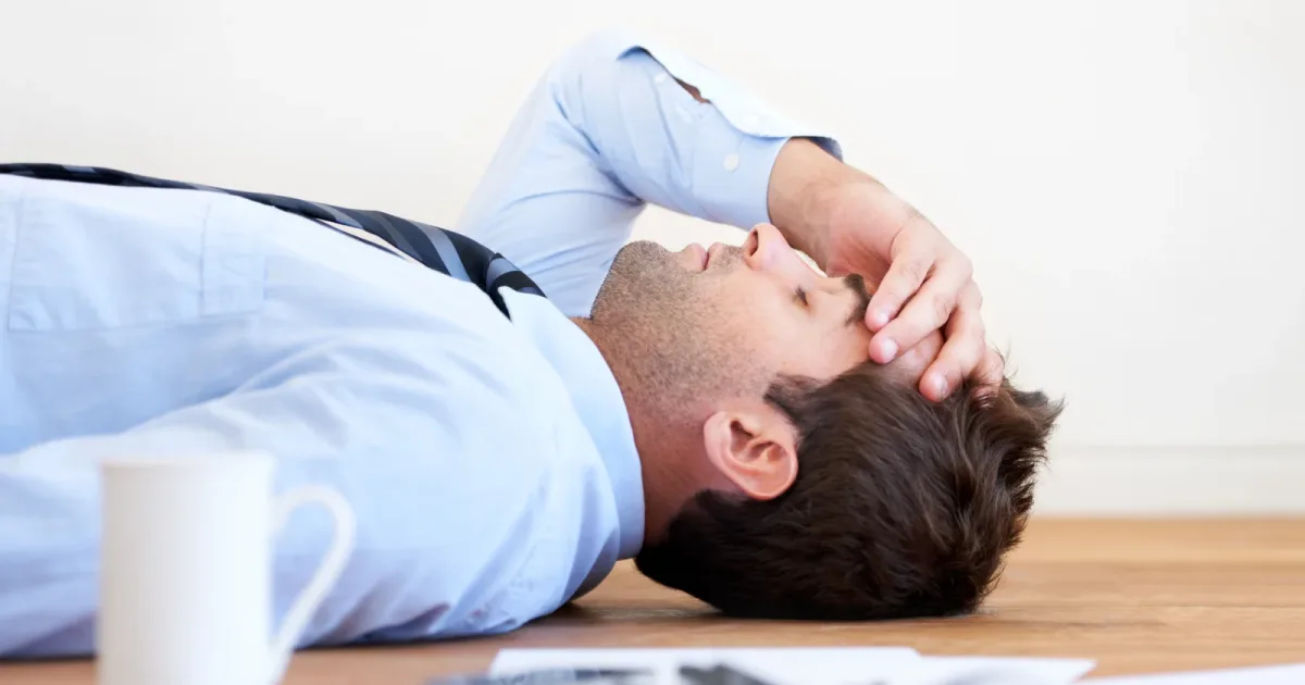 Psychology says people who burn out quietly, without drama or a breakdown, are often the hardest to help — they've spent so long managing everyone else's discomfort that they don't know how to occupy a room where the problem is them